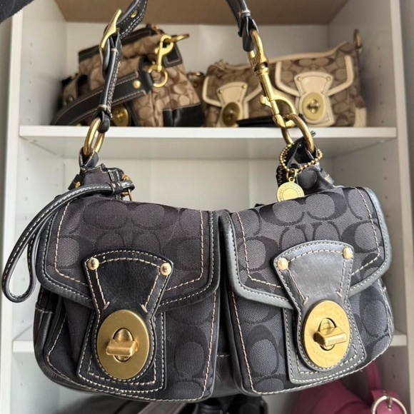 2 bags - balenciaga & coach - Picture 6 of 7